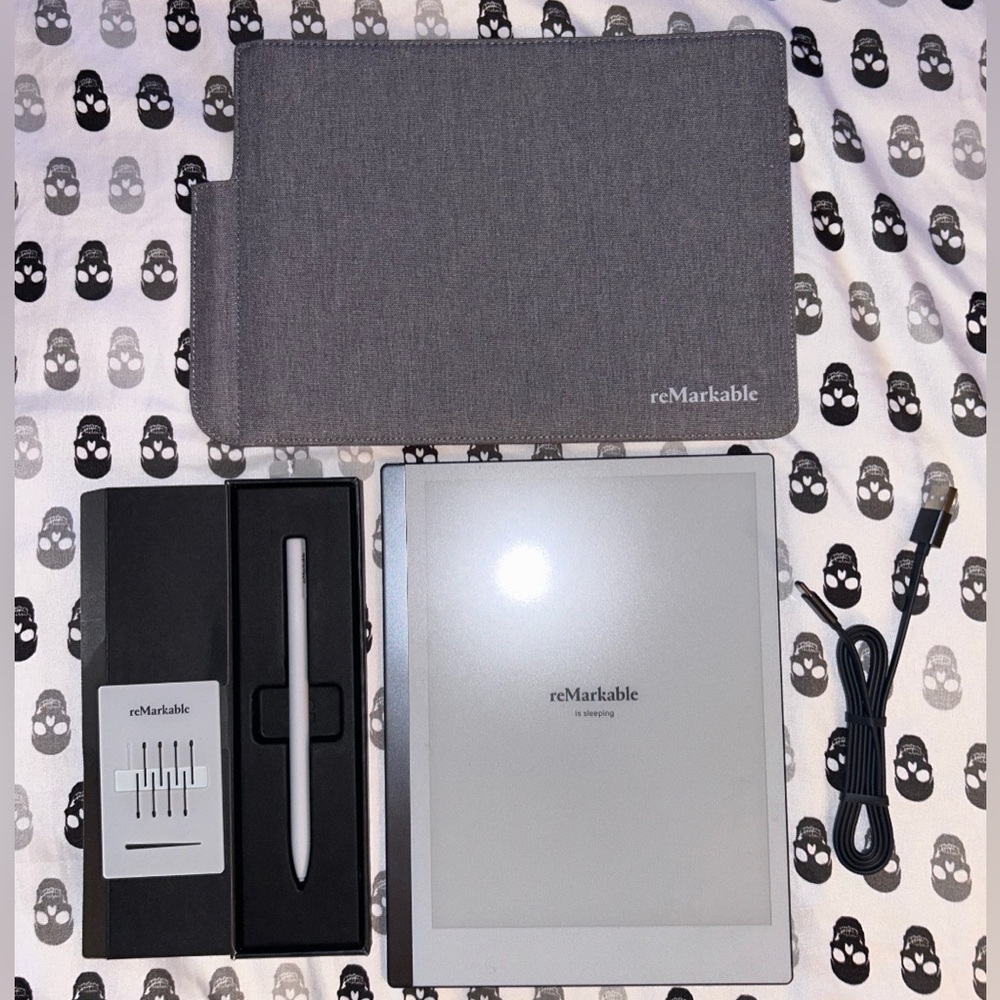 ▪️SOLD▪️reMarkable 2 paper tablet bundle: with marker, tips & folio
